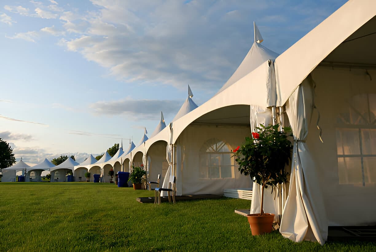 Kelly Rentals tent